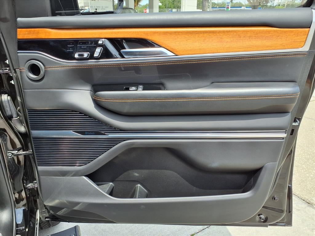 2022 Jeep Grand Wagoneer Series III