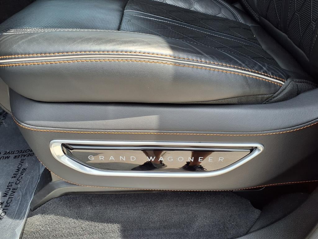 2022 Jeep Grand Wagoneer Series III
