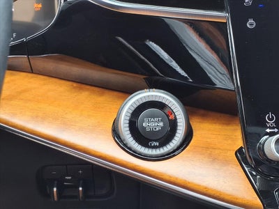 2022 Jeep Grand Wagoneer Series III