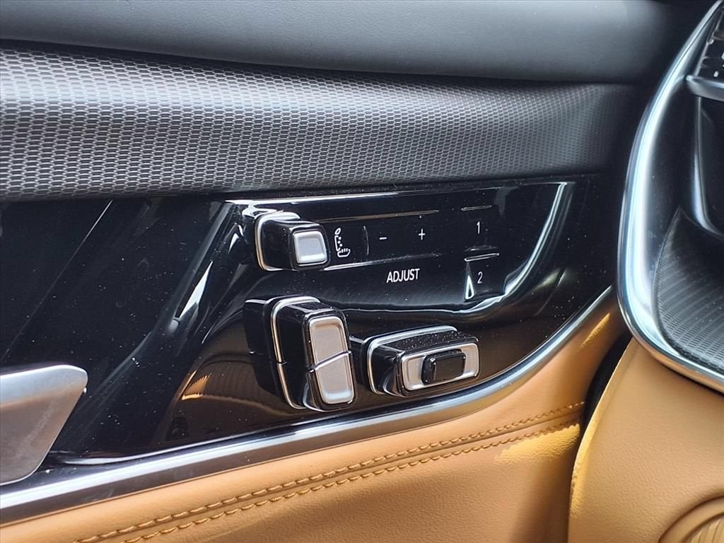 2025 Jeep Grand Wagoneer Series III Obsidian
