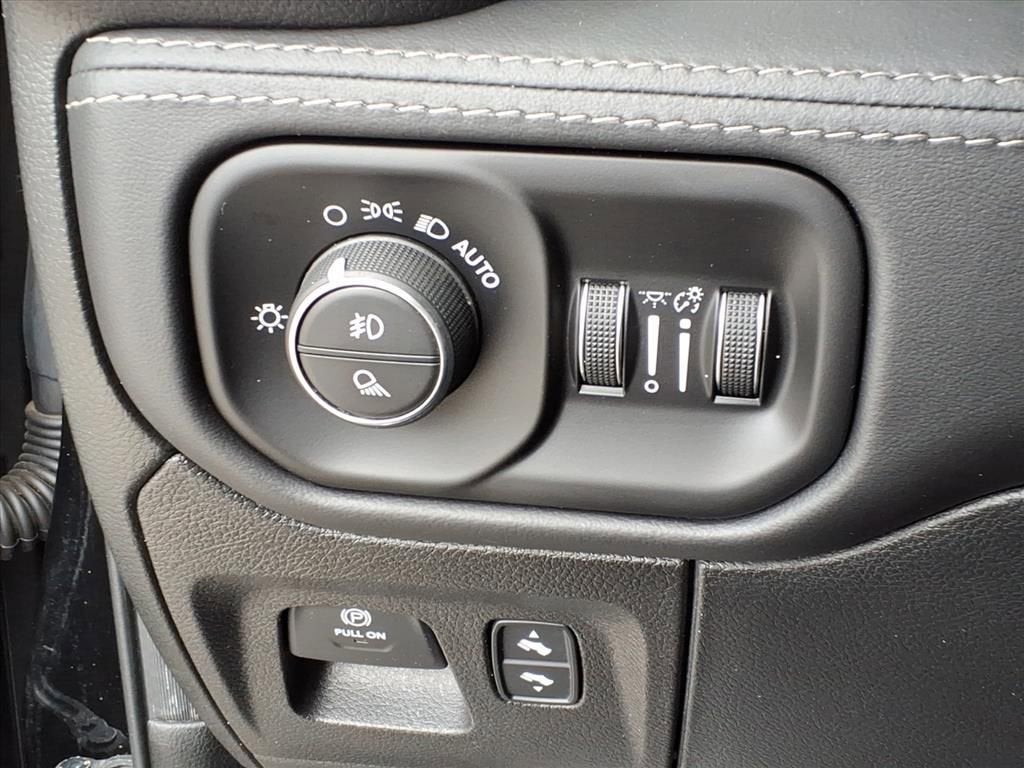 2021 RAM Ram 1500 Pickup Limited - Photo 25