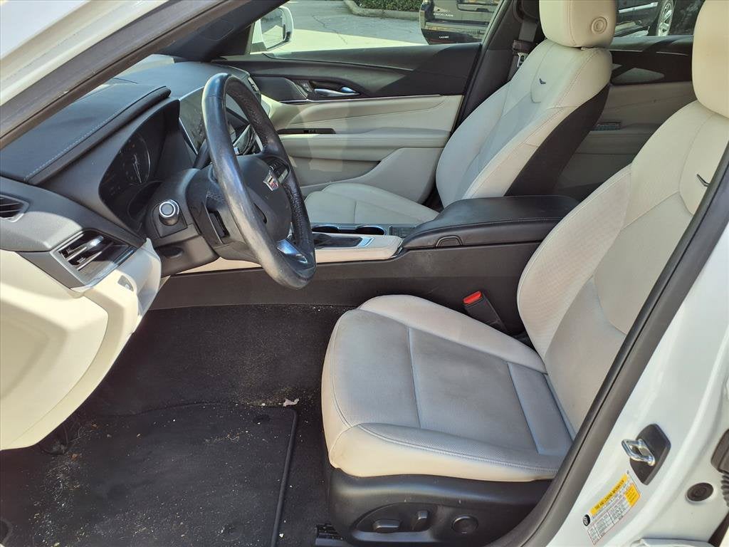 2021 Cadillac CT4 Premium Luxury