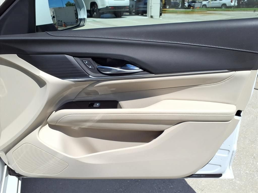 2023 Cadillac CT4 Premium Luxury