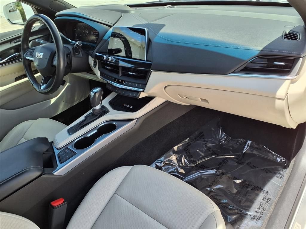 2023 Cadillac CT4 Premium Luxury
