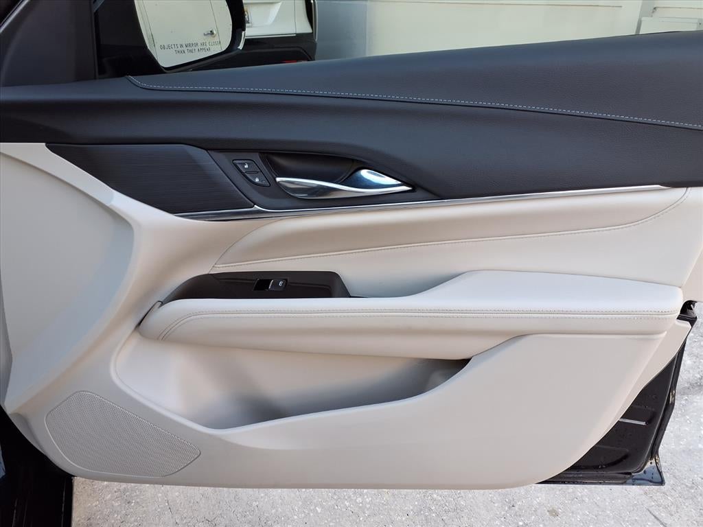 2023 Cadillac CT4 Premium Luxury