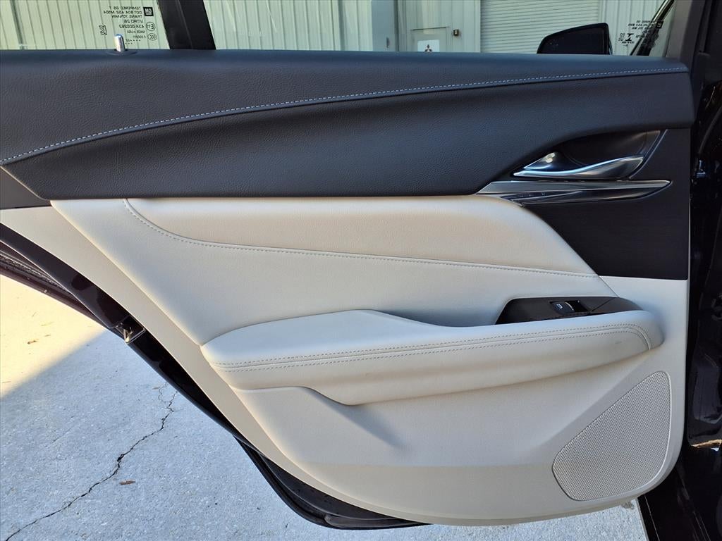 2023 Cadillac CT4 Premium Luxury