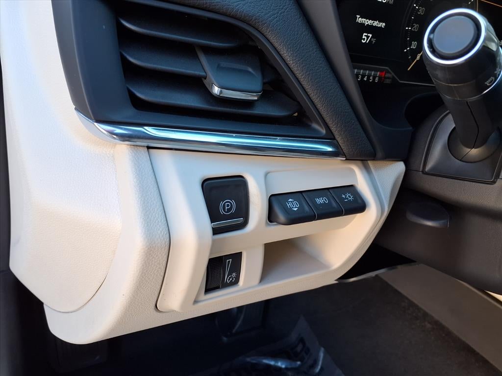 2023 Cadillac CT4 Premium Luxury