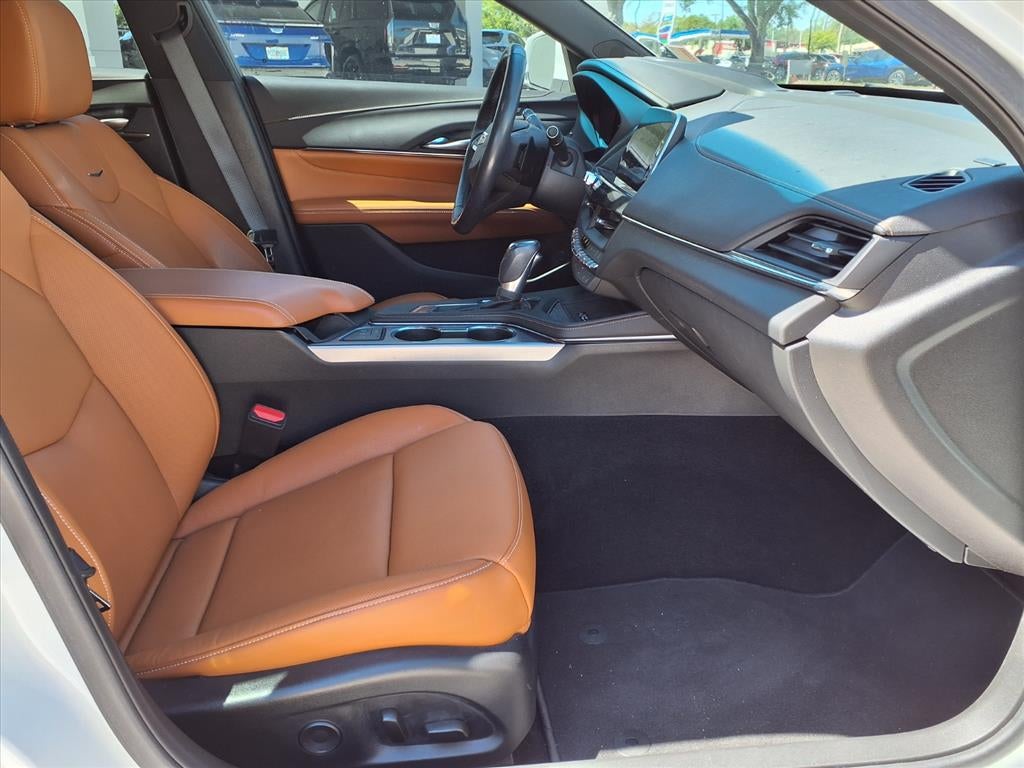 2024 Cadillac CT4 Premium Luxury