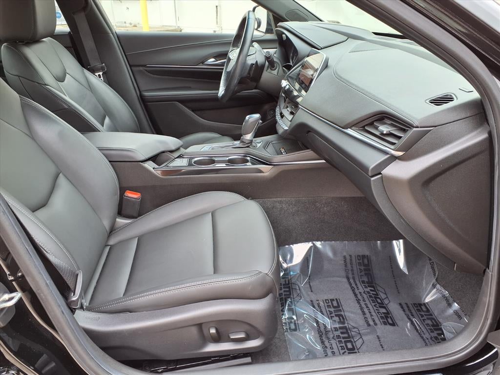 2023 Cadillac CT4 Luxury