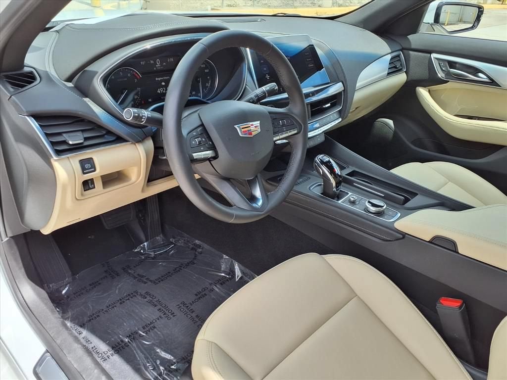 2023 Cadillac CT5 Luxury