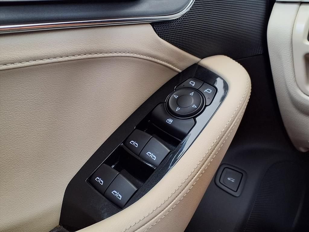 2023 Cadillac CT5 Luxury