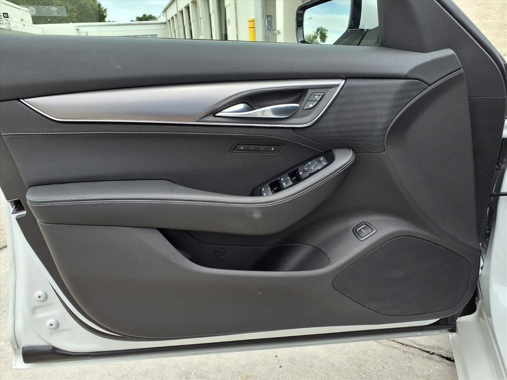 2023 Cadillac CT5 Premium Luxury