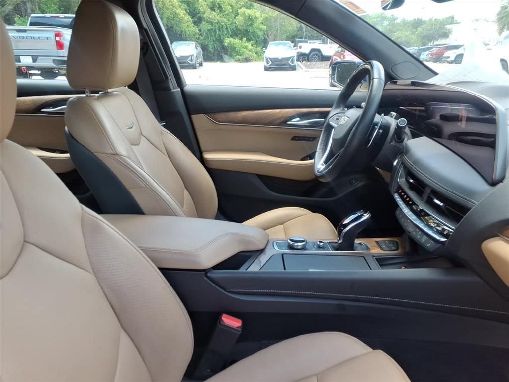 2025 Cadillac CT5 Premium Luxury - Photo 9