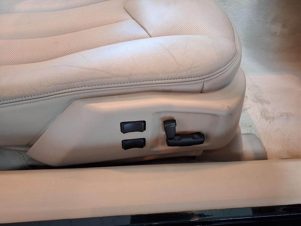 2006 Cadillac XLR BASE