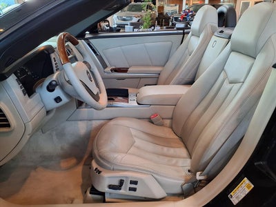 2006 Cadillac XLR BASE