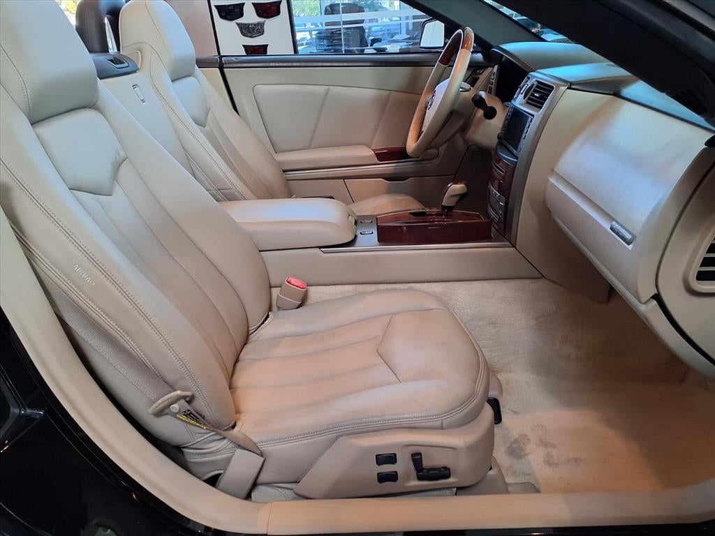 2006 Cadillac XLR BASE