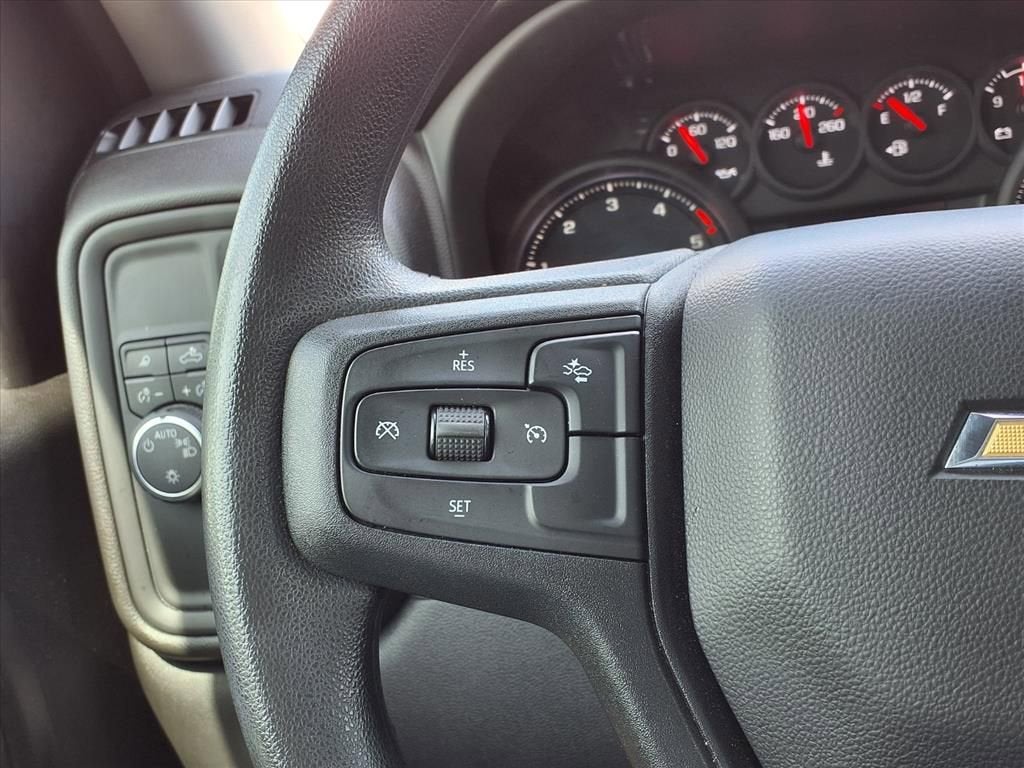 2025 Chevrolet Silverado 2500HD Custom - Photo 28