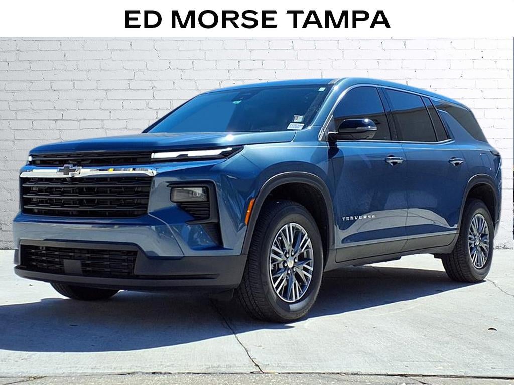 2024 Chevrolet Traverse LS