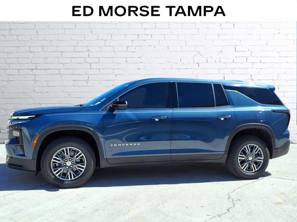 2024 Chevrolet Traverse LS