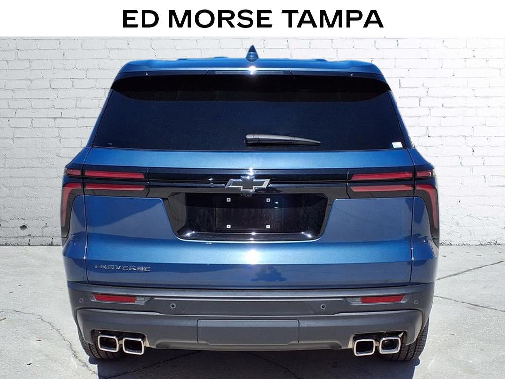 2024 Chevrolet Traverse LS