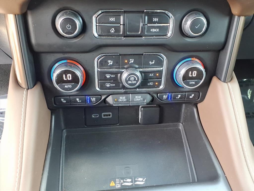 2022 Chevrolet Suburban High Country - Photo 24