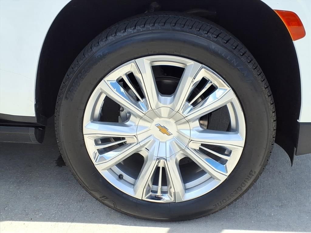 2022 Chevrolet Suburban High Country