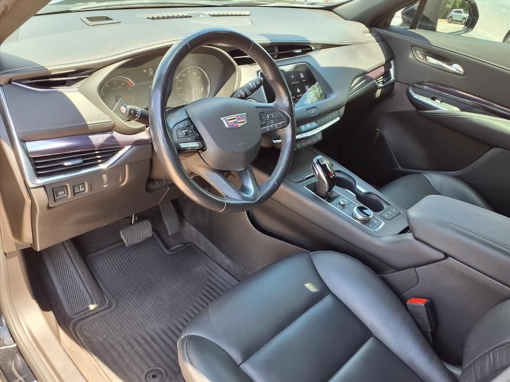 2023 Cadillac XT4 FWD Luxury