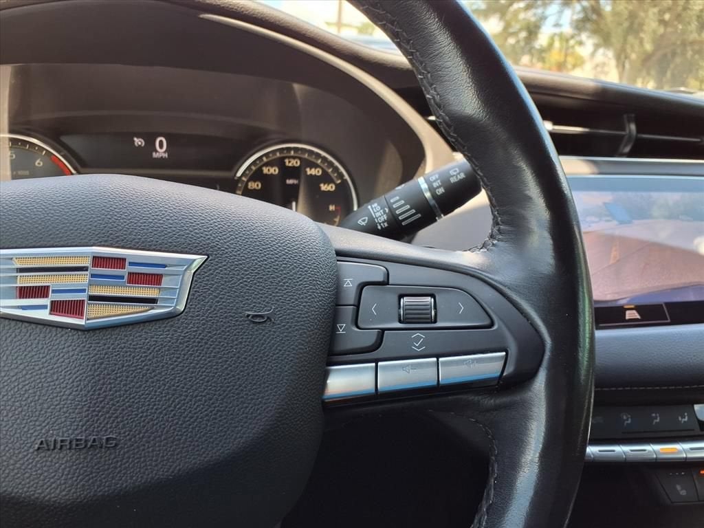 2023 Cadillac XT4 FWD Luxury