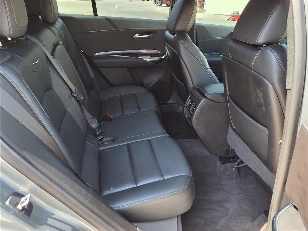 2023 Cadillac XT4 Luxury