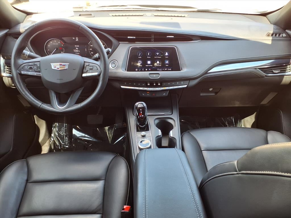 2023 Cadillac XT4 Luxury
