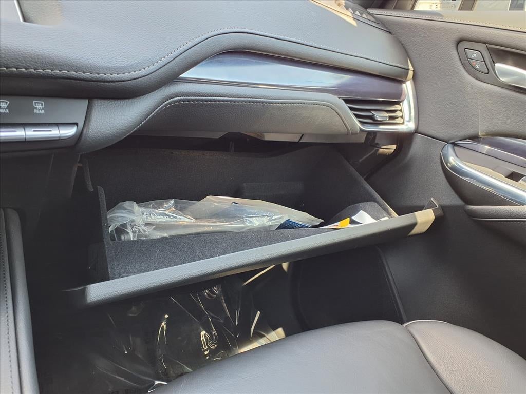 2023 Cadillac XT4 Luxury
