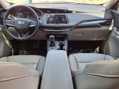 2023 Cadillac XT4 Luxury