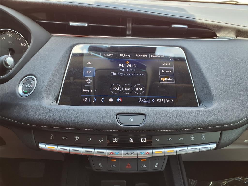 2023 Cadillac XT4 Luxury