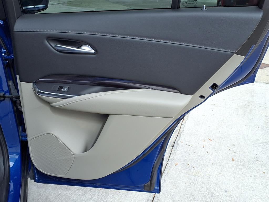 2023 Cadillac XT4 Luxury