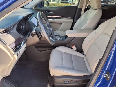 2023 Cadillac XT4 Luxury
