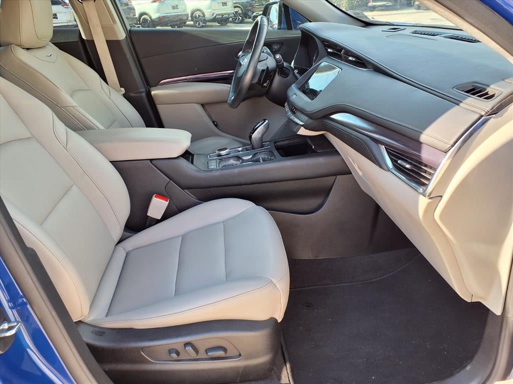 2023 Cadillac XT4 Luxury