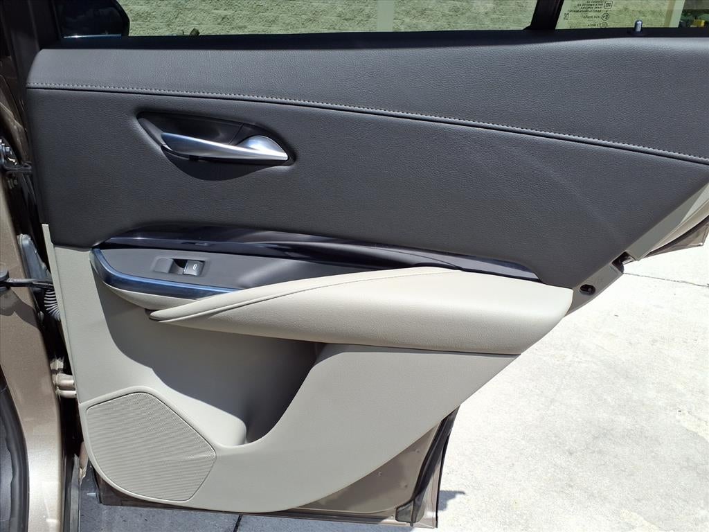 2023 Cadillac XT4 Luxury