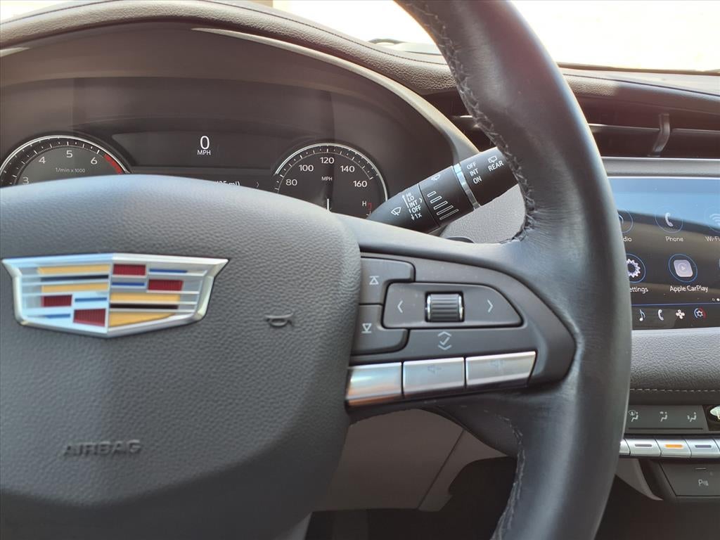 2023 Cadillac XT4 Luxury