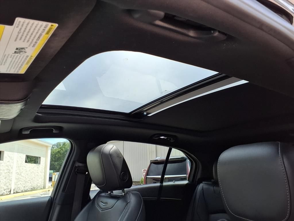 2022 Cadillac XT4 FWD Luxury