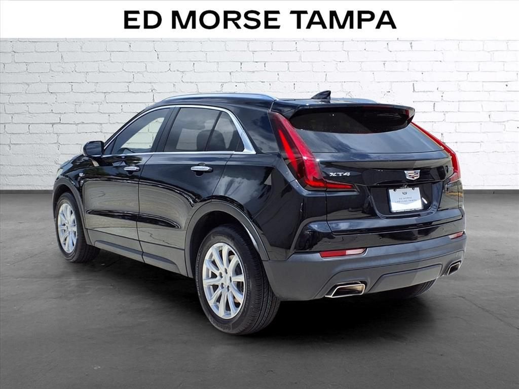 2022 Cadillac XT4 FWD Luxury