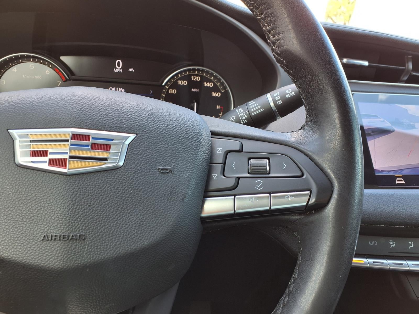2023 Cadillac XT4 Luxury