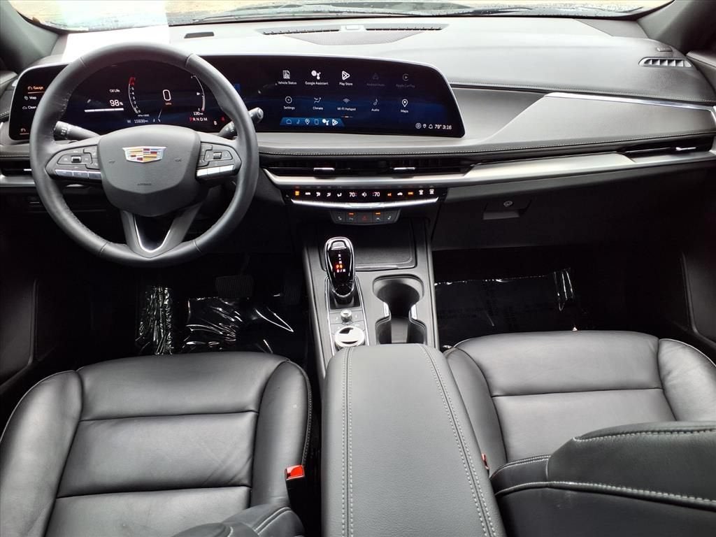 2024 Cadillac XT4 Luxury
