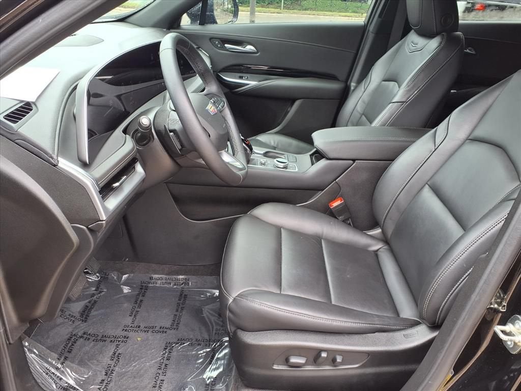 2024 Cadillac XT4 Luxury