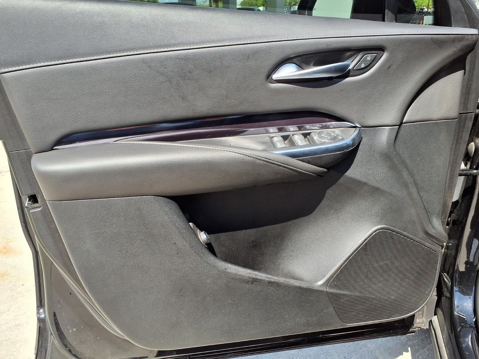 2023 Cadillac XT4 Luxury