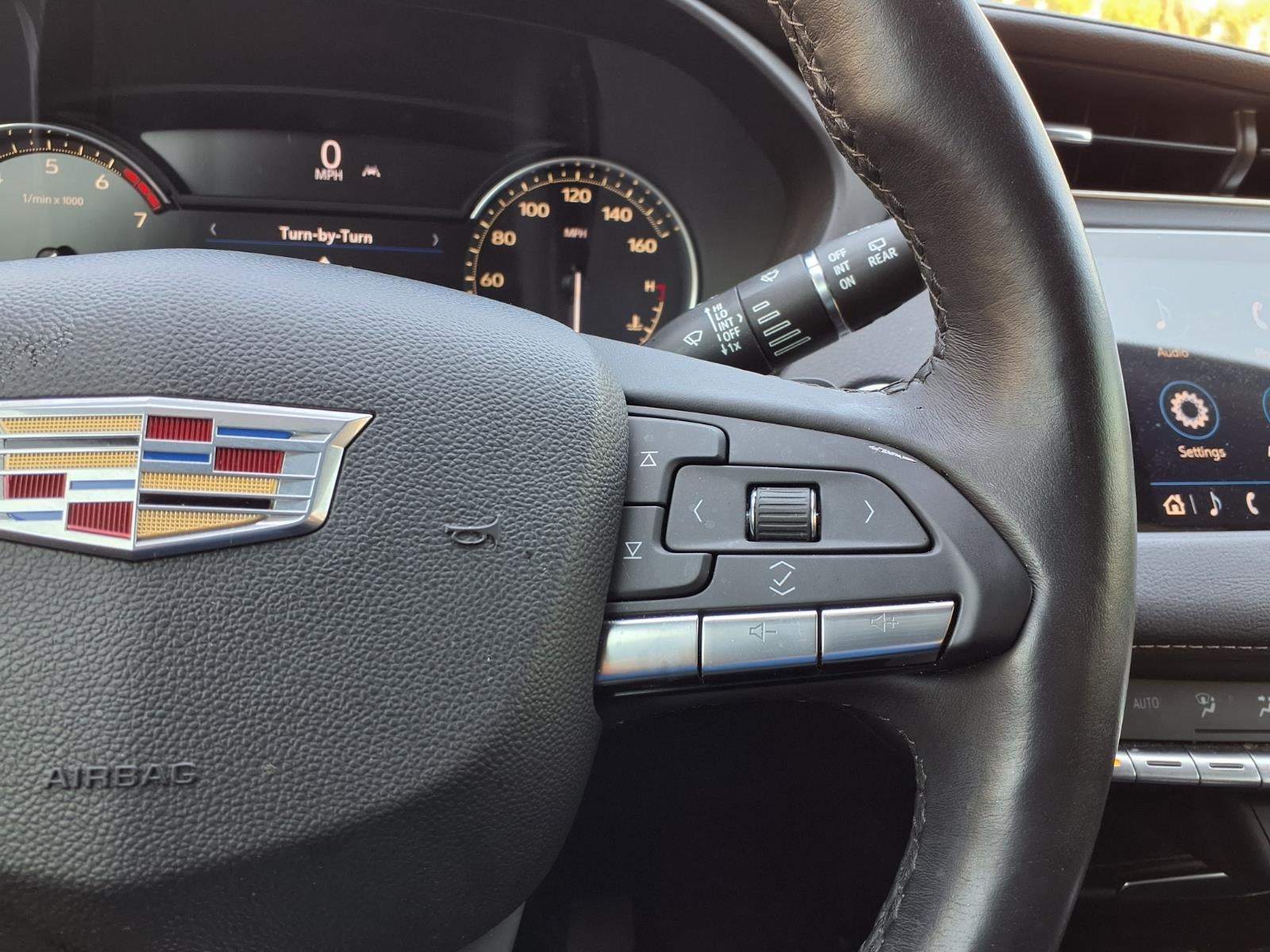 2023 Cadillac XT4 Luxury