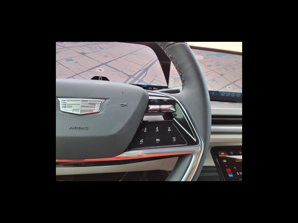 2026 Cadillac VISTIQ Luxury