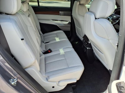 2026 Cadillac VISTIQ Luxury