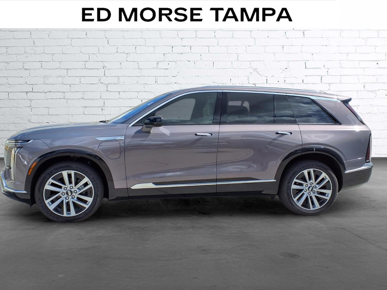 2026 Cadillac VISTIQ Luxury