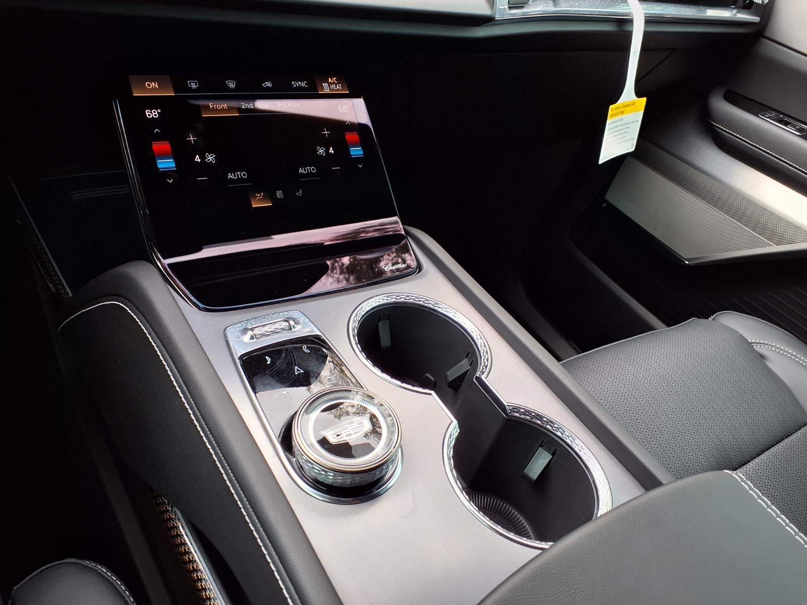 2026 Cadillac VISTIQ Luxury