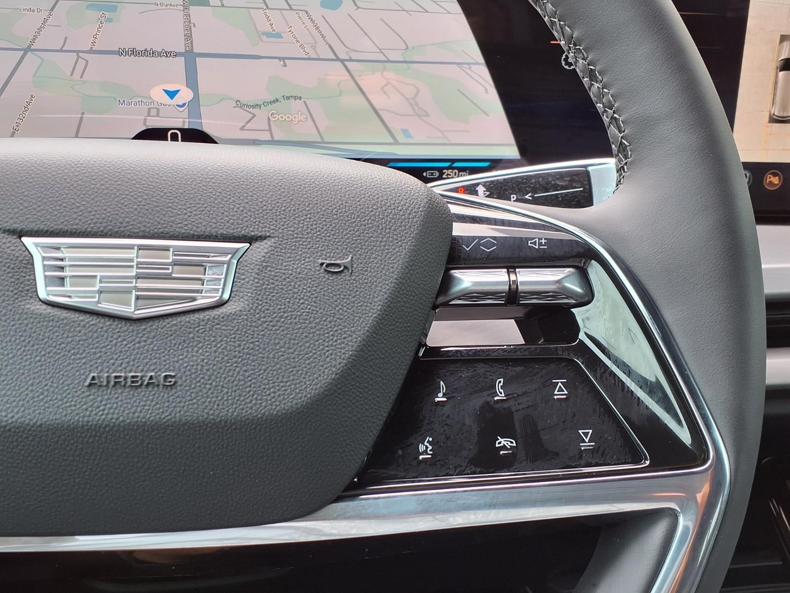 2026 Cadillac VISTIQ Luxury